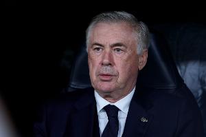 开云足球-名宿谈皇马：安帅对球队失去控制 球队踢得太安逸 对枪手全程梦游